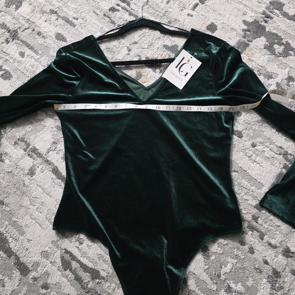Lola Grace Velvet Bodysuit - Deep Green - Picture 4 of 9